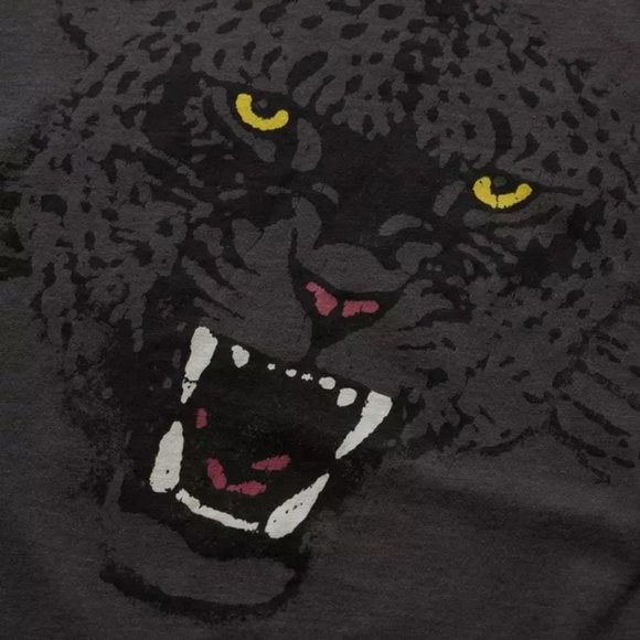 John Varvatos Men's Growling Teeth Wild Cat Eyes Graphic Crew T-Shirt Charcoal - Picture 4 of 6